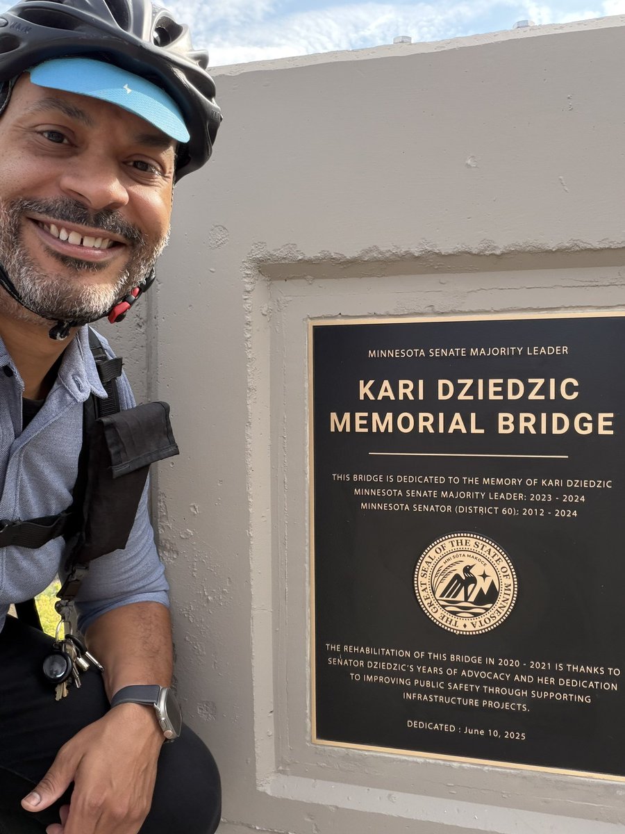 MplsWard1's tweet image. Today was the bridge dedication to rename the 10th Ave bridge for Senate Majority Leader Kari Dziedzic. Senator Dziedzic is deeply missed and we are all so grateful for everything she did serving our community.