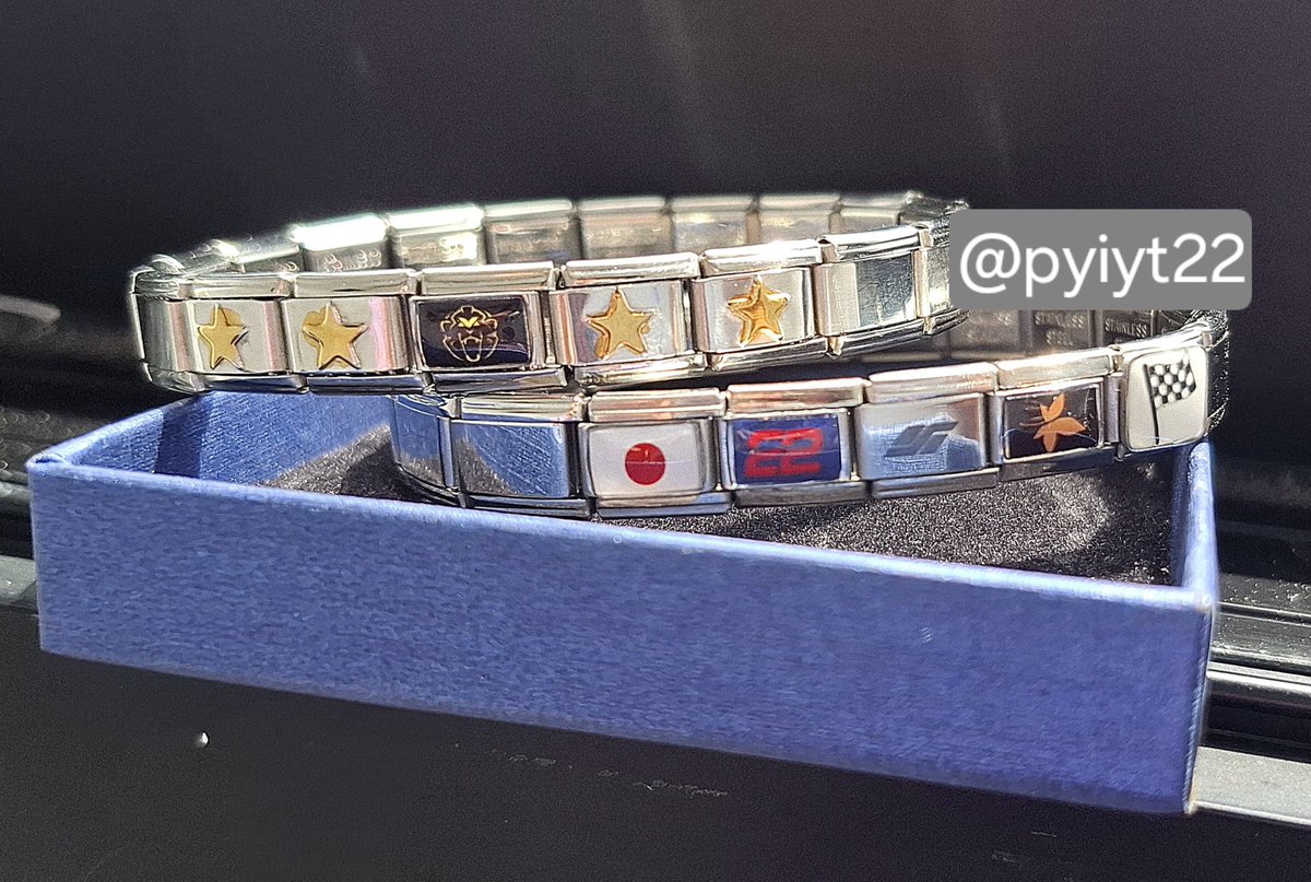 pyjyt22's tweet photo. Hello @redbullracing admin 🙏

 I'm attending the Singapore GP on Fri (due to limited of time)
I have a gift for Yuki and Max, wondering if you could help me pass these bracelet to them 🥺🙏 https://t.co/MdDH9wKqbn