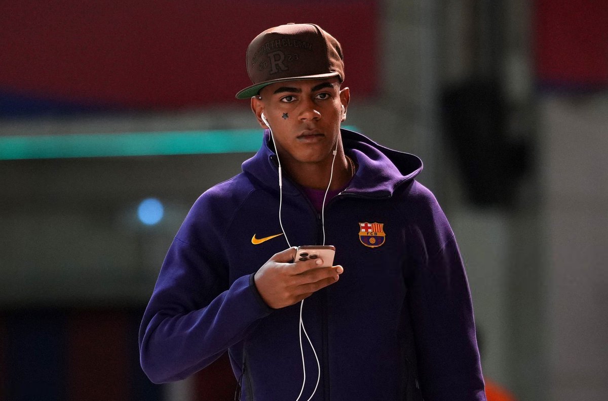 Vibes Foot tweet media