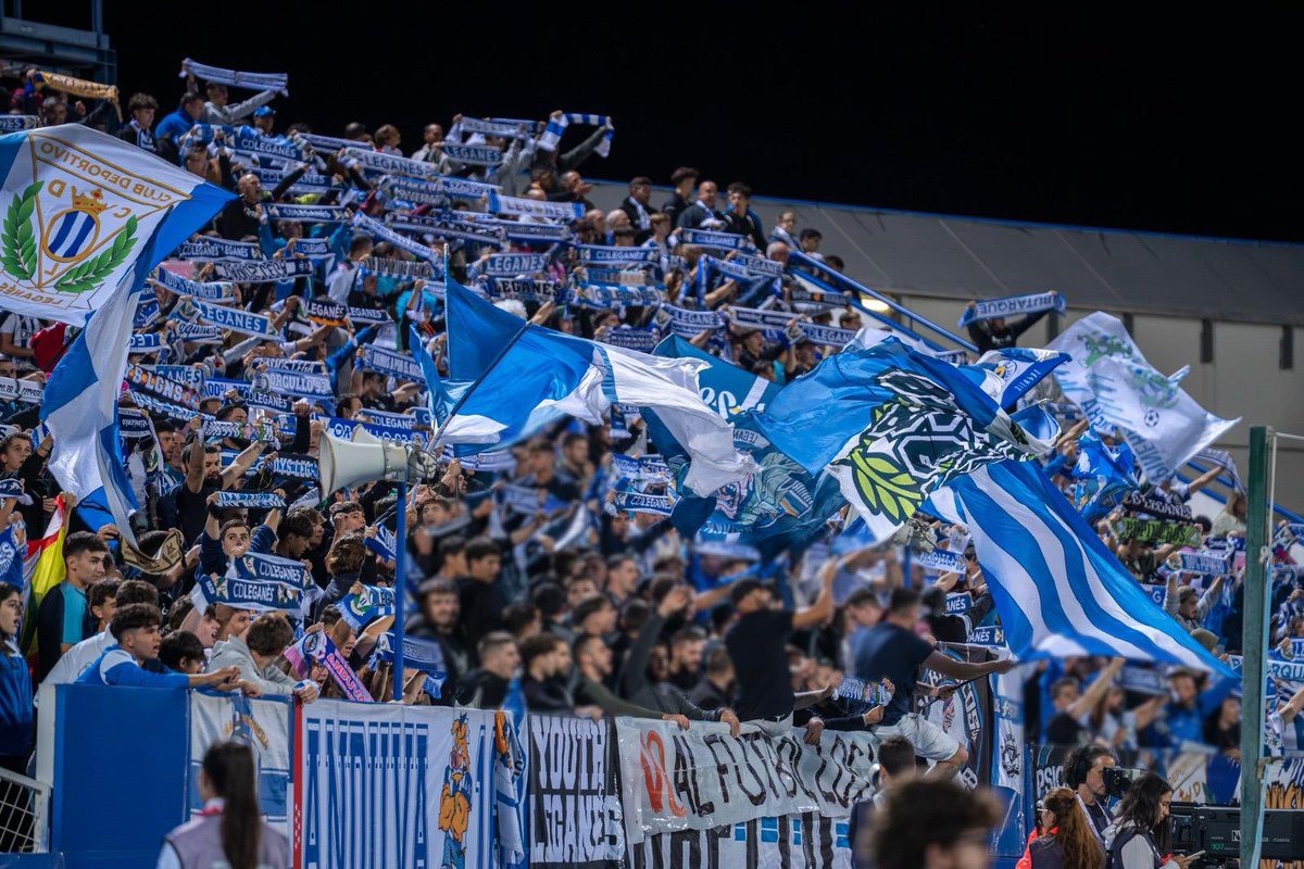 Ghetto28Ultras's tweet image. CD Leganés - Castellón 

Porque Leganés es su gente, y el estandarte donde se plasma este escudo, su voz.

Si el Leganés lo es todo, todo vale.

¡Que nadie se de por vencido, nos seguiremos dejando la voz por ti!