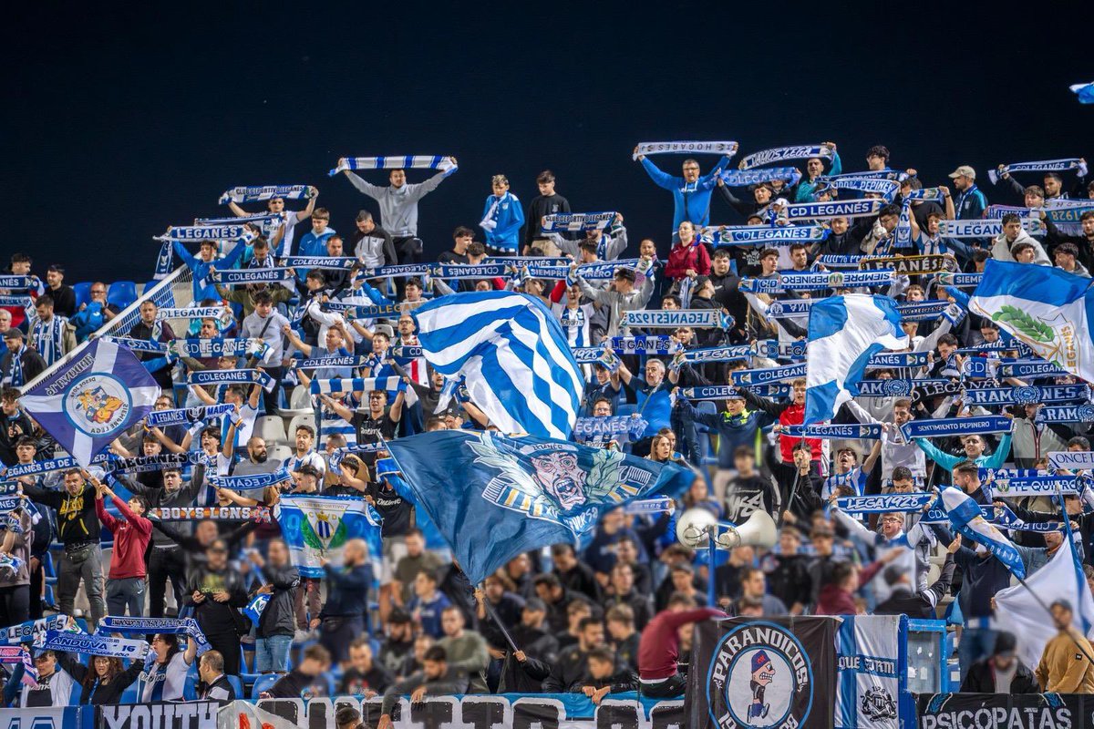 Ghetto28Ultras's tweet image. CD Leganés - Castellón 

Porque Leganés es su gente, y el estandarte donde se plasma este escudo, su voz.

Si el Leganés lo es todo, todo vale.

¡Que nadie se de por vencido, nos seguiremos dejando la voz por ti!