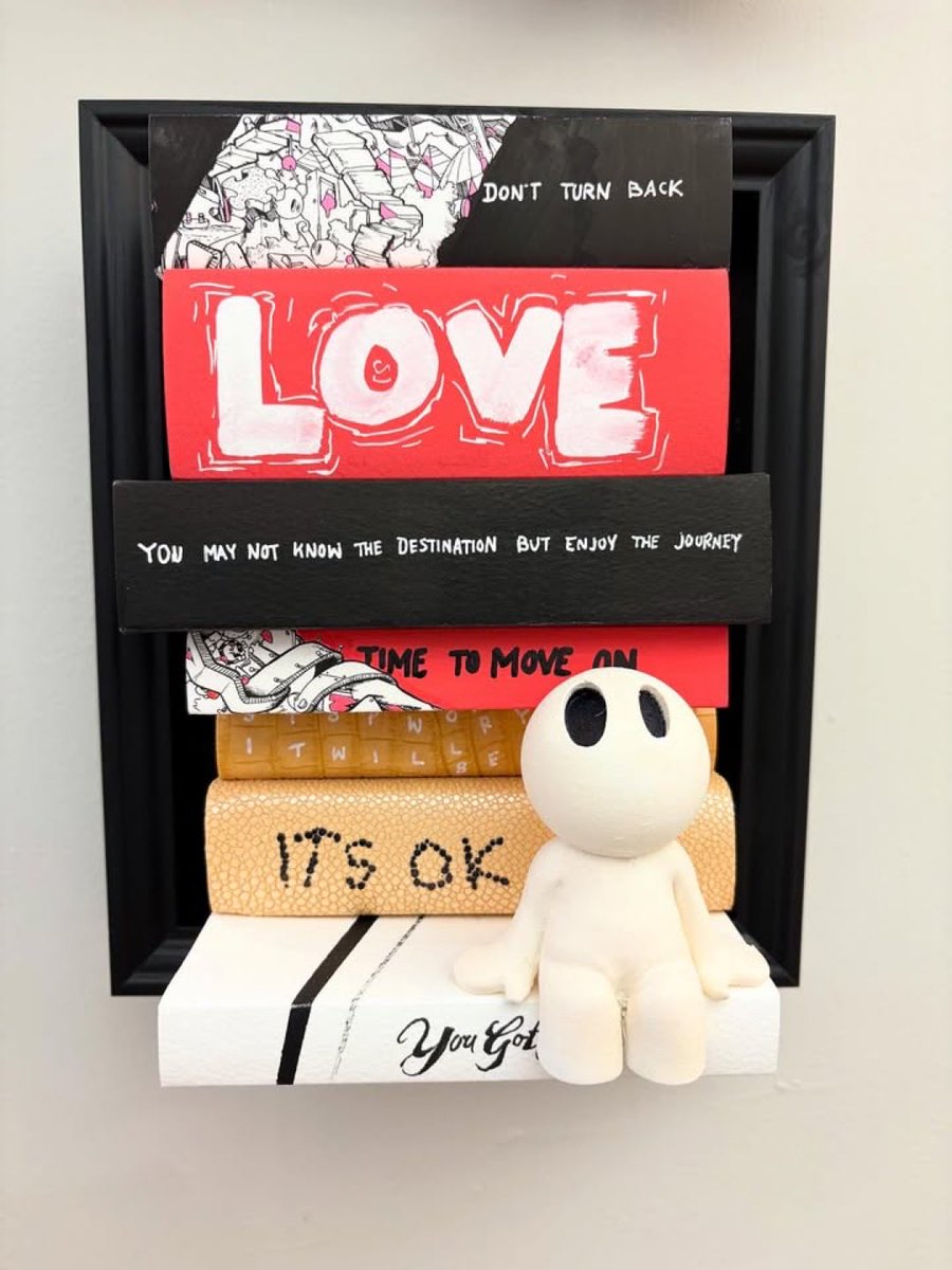 FlyingHorseWalk's tweet photo. @George_Thornton Love this ❤️
Books - Big Love by Damilola Odusote
Wonderful original wall sculpted, beautifully created with lots of detail
#art #sculpture #love #books #artgallery #nottinghamart #artlovers #artcollector #coolart #itsinnottingham #homedecor https://t.co/9X9CsCUMum