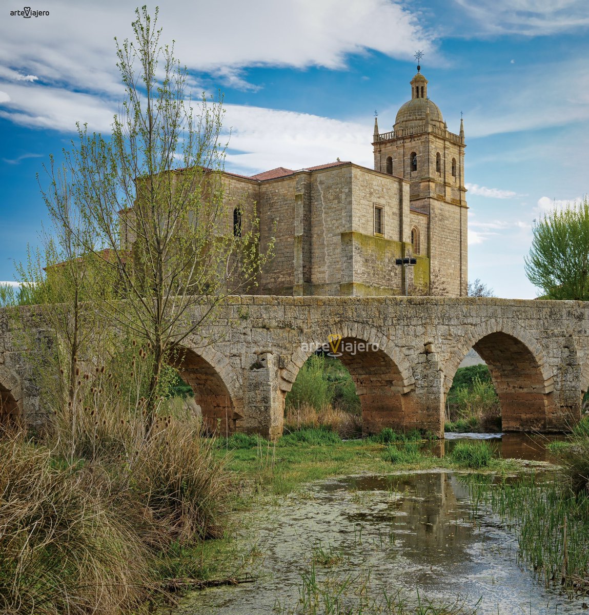 Villasandino, uno de los pueblos más bonitos y monumentales de la provincia de Burgos ❤️
#photography #travel
