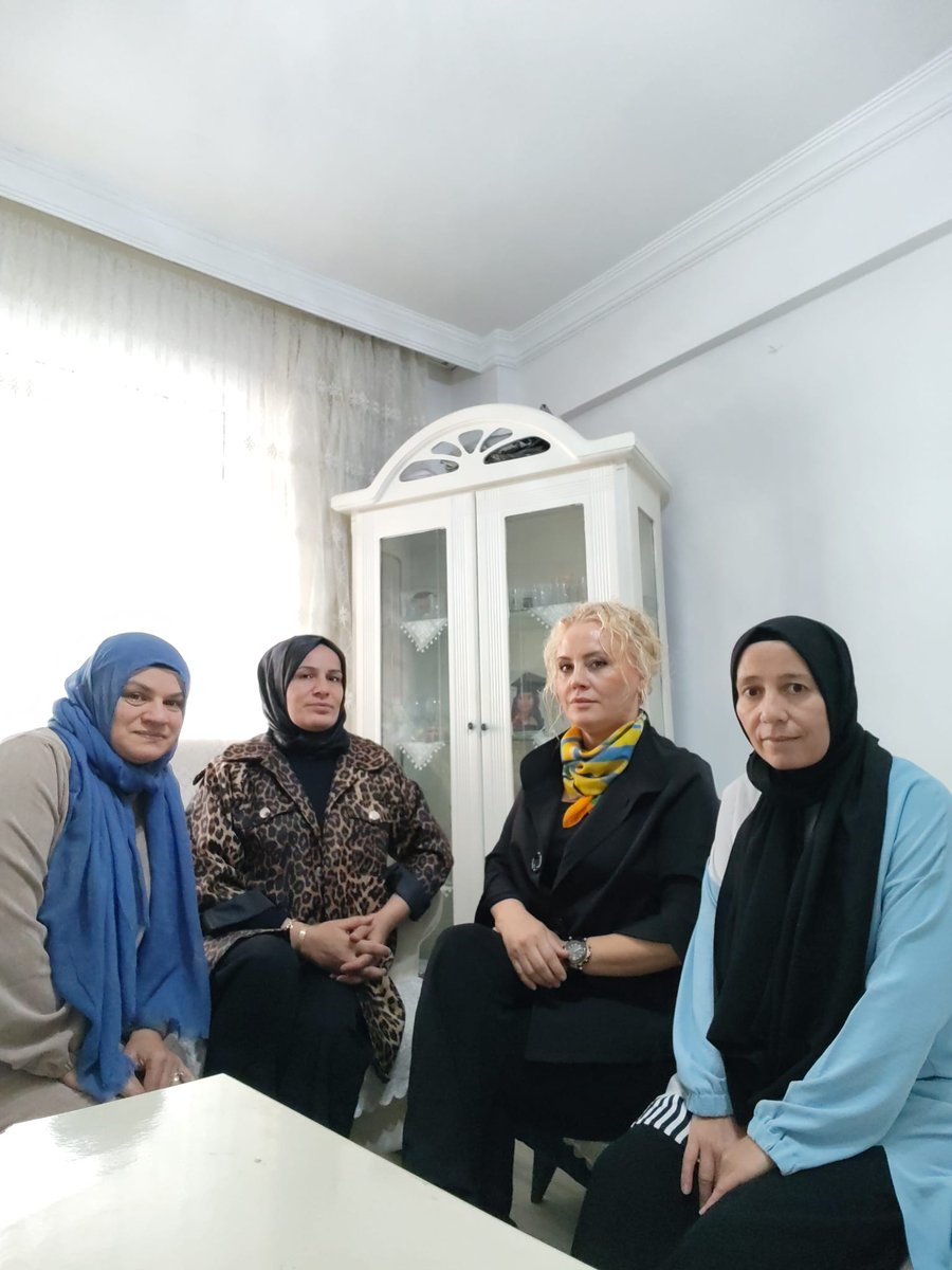 Komşum Nasılsın ziyaretleri kapsamında Merkez mahallemizde Yaman ailesine ,Yeşilpınar Mahallemizde Karatepe ailesine misafir olduk.Nazik Misafirperverliklerinden dolayı kendilerine çok teşekkür ederiz.<a href="/_MHPistanbul_/">MHP İstanbul</a> <a href="/sertel_selim/">Sertel Selim</a> <a href="/YasarKaba17/">Yasar Kaba</a> <a href="/AhmetBilgic1453/">Ahmet Bilgiç</a>