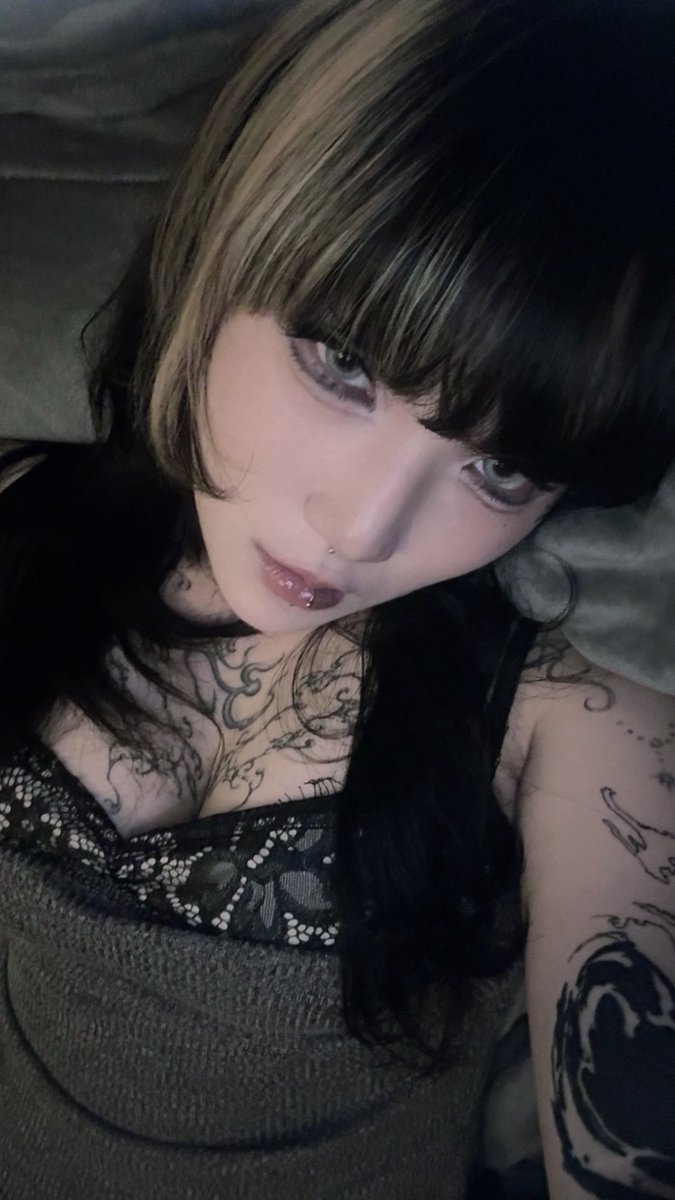 辛☆ラーメン (@2001___mir) on Twitter photo 