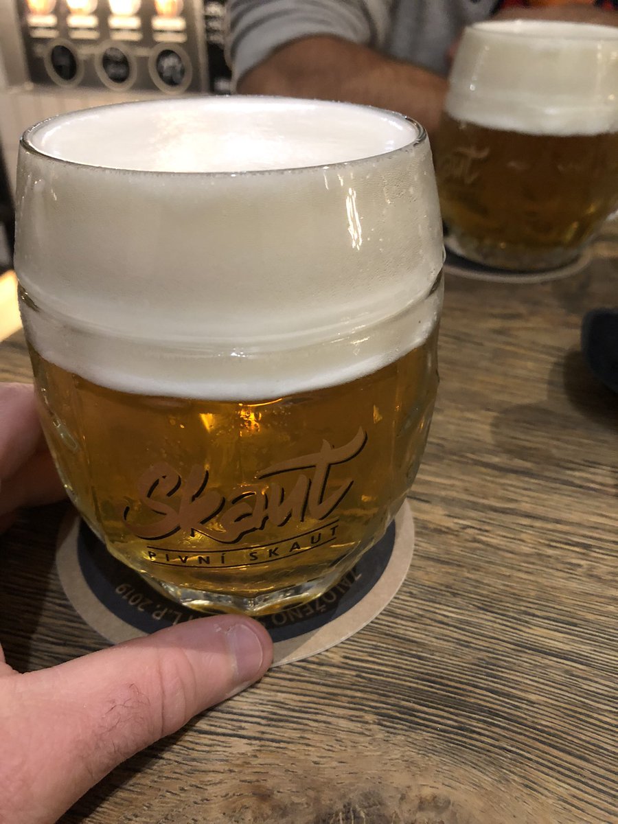 Carlos von Bahnhof tweet media