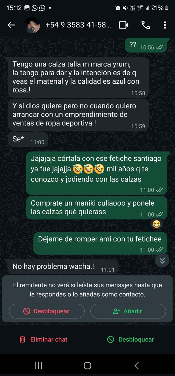 Santi y su Fetiche con las calzas..