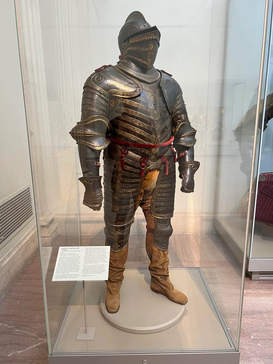 Adrian Clipmann (@firelineclips) on Twitter photo This was considered comically fat in 1544. This was considered comically fat in 1544.