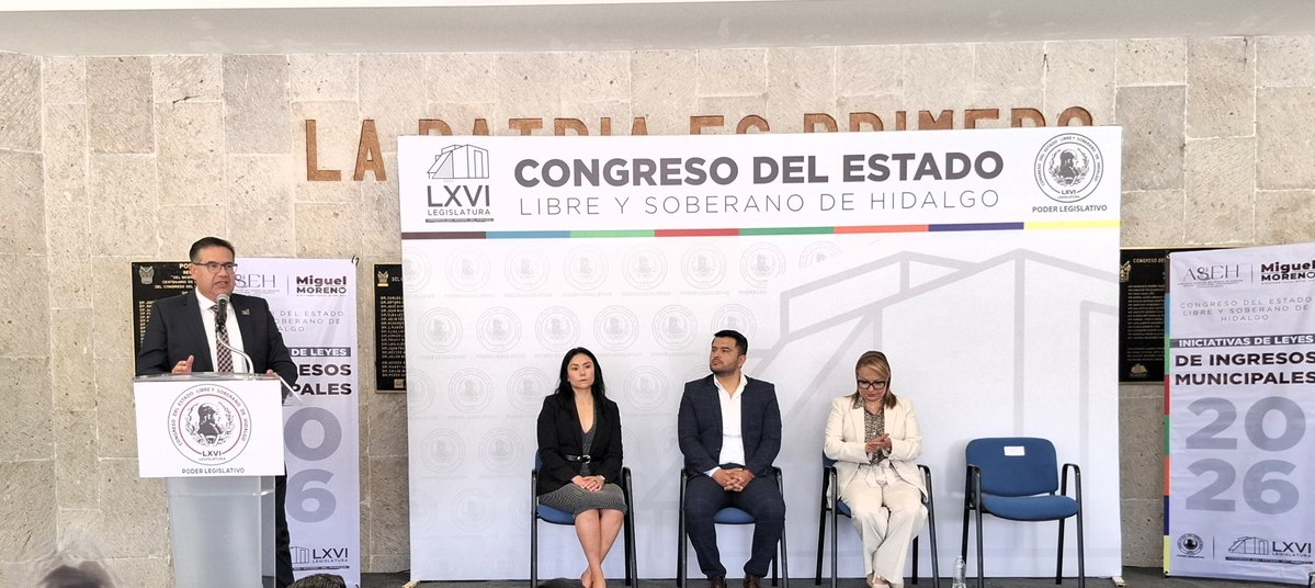 ASEH_Hgo's tweet image. Desde el @CongresoHidalgo, el Diputado @AndresVeVa_ encabezó la entrega de Leyes de Ingresos municipales. Lo acompañó el Auditor Superior, Mtro. @jorvalverdeASEH.
El plazo vence hoy 1 de octubre a las 16:00 horas. Cumplir es gobernar con responsabilidad, se dijo en el evento.
