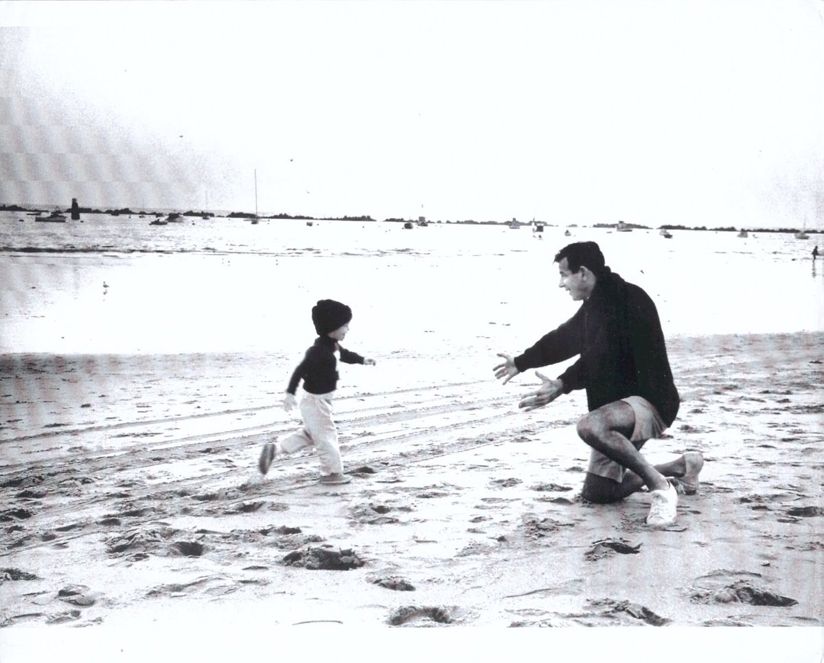 Charlie Matthau tweet media