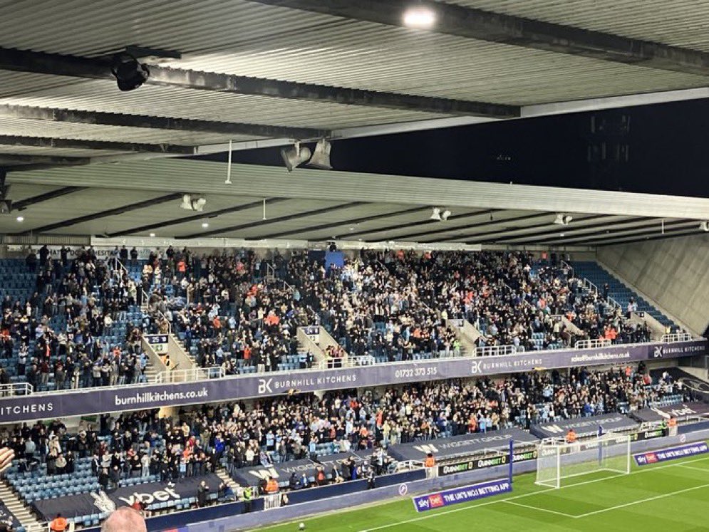 FanHub's tweet photo. Coventry City fans at Millwall tonight. 👏

Some top midweek support on the road! 

#PUSB https://t.co/0vUpV9rVHe