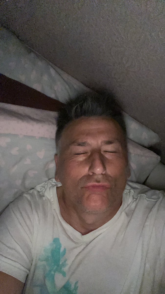 Goodnight my good friends love big Gaz ❤️❤️❤️❤️❤️❤️