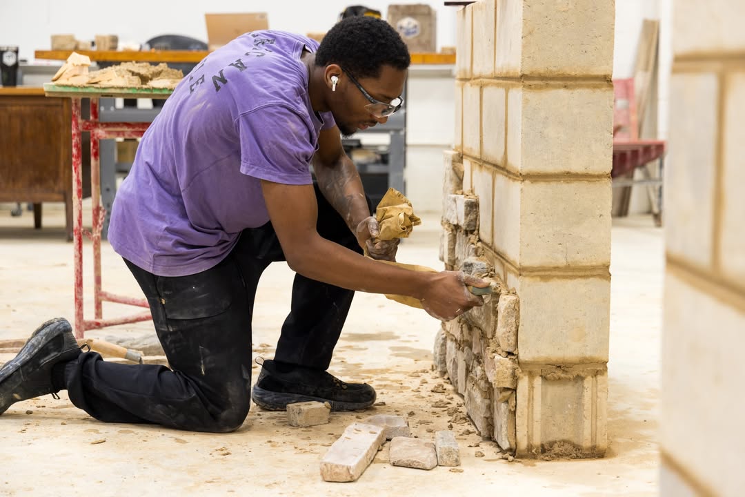 matcmilwaukee's tweet image. We are almost halfway through the semester, but there is still time to enroll this fall! 8-week classes start October 15! Get the same high-quality instruction and small class size in a shorter time frame so you can see success sooner! 

matc.edu/gethelp