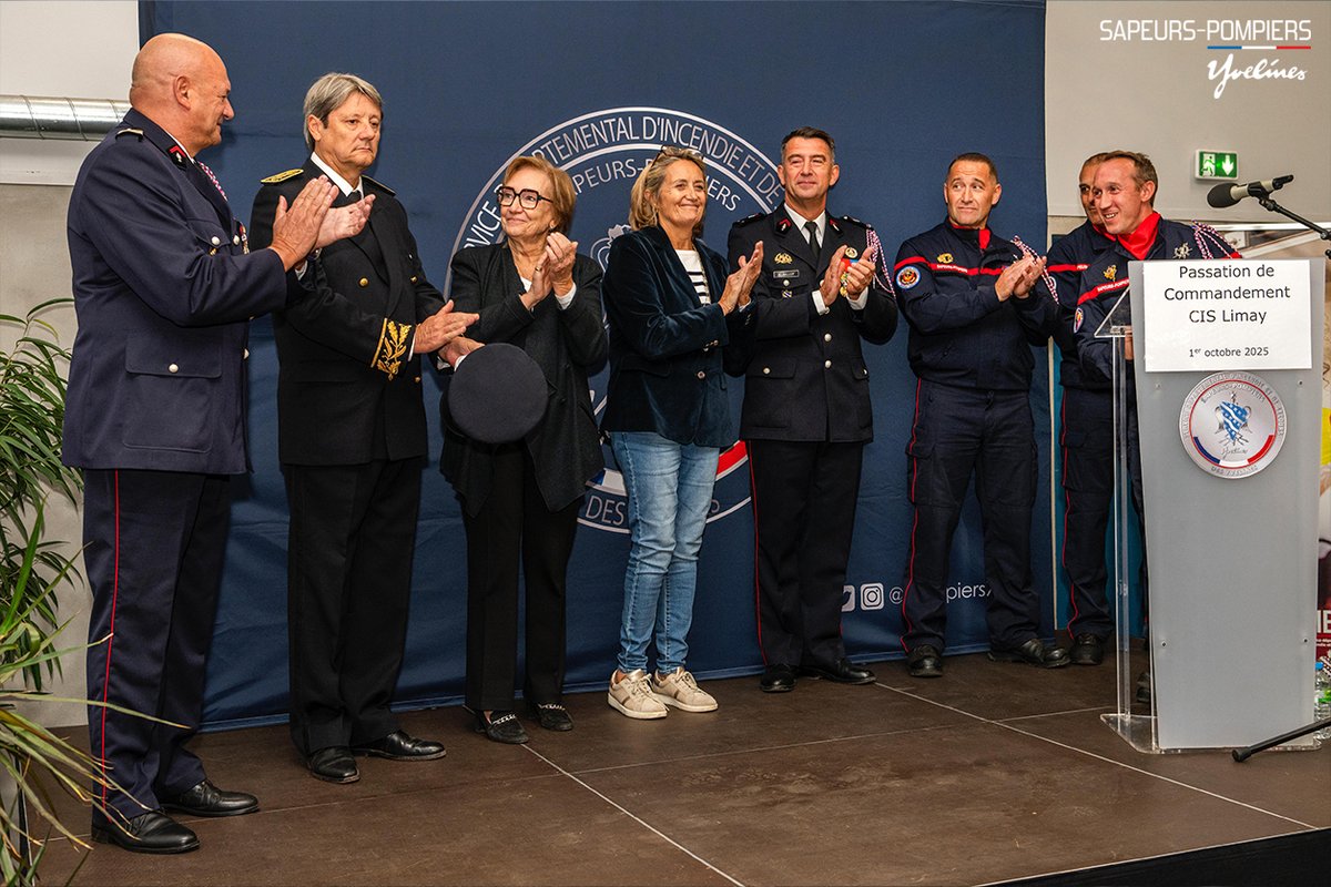 pompiers78's tweet photo. #Cérémonie |🚒Ce soir s'est tenue la passation de commandement du CIS #Limay entre le lieutenant Olivier SAFFROY et le lieutenant Lillian BELLIER. 🫡

Parmi les personnalités présentes se trouvaient Mme @SophiePRIMAS, Ministre déléguée auprès du Premier ministre, porte-parole du Gouvernement, M. Eric ZABOURAEFF, sous-préfet de Mantes la Jolie, @sir_rodin78, Présidente du CA du #Sdis78, Le contrôleur général @StephaneMillot, Directeur départemental des @pompiers78, M. Djamel NEDJAR, Maire de Limay, et autres élus du secteur.

Félicitations et bonne continuation 👍