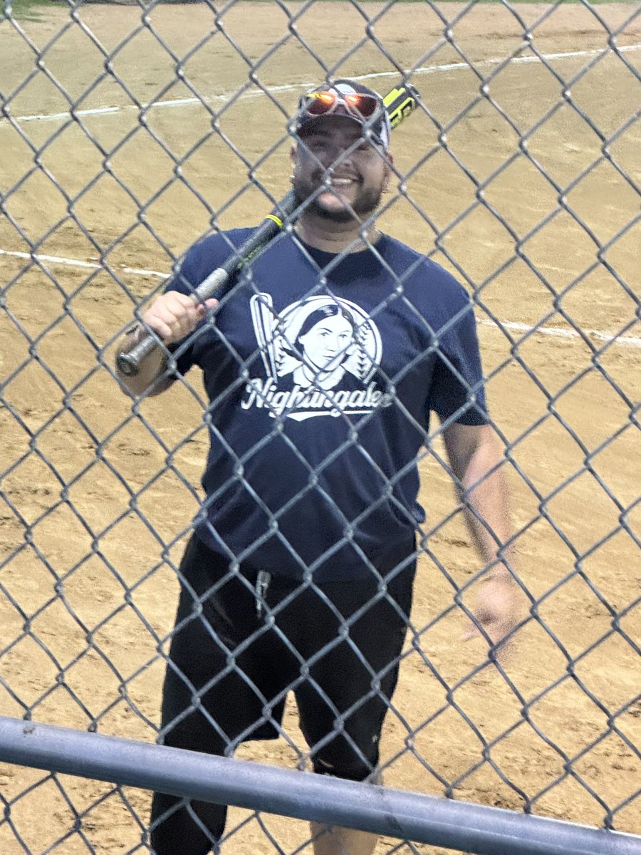 GumaroFlores_'s tweet photo. Softball #gay https://t.co/HkoYhca2df