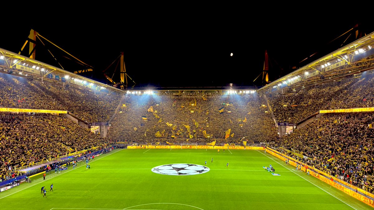 Gänsehaut <a href="/BVB/">Borussia Dortmund</a> 💛
#BVB #BVBATH #UCL