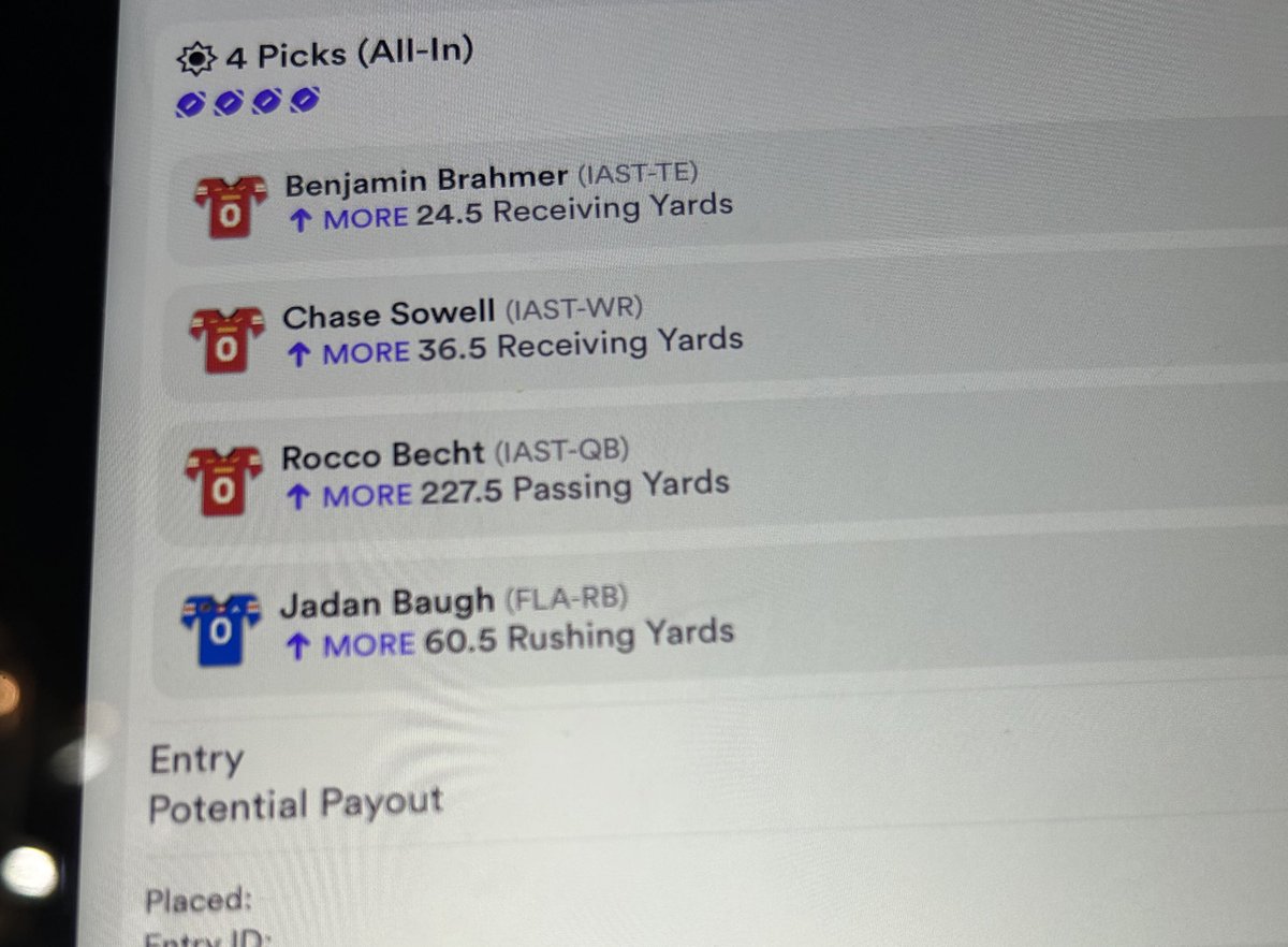 jt ♠️ tweet media