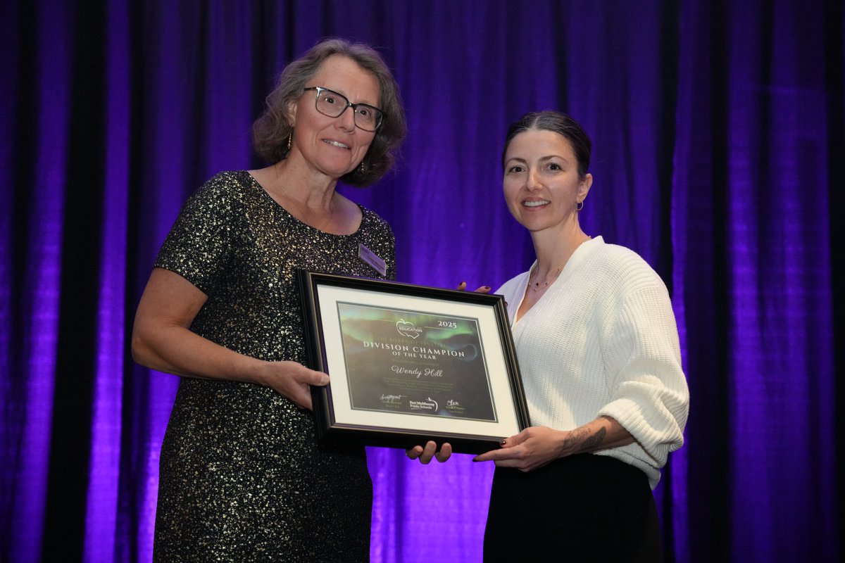 FMPSD's tweet image. Congratulations to Wendy Hill, our Division Championship Partner of the Year!

@annaleeskinner
#FMPSD #YMM #RMWB