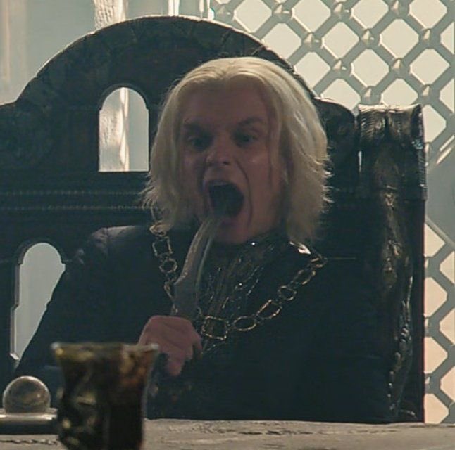 ╶◞ 𝙇𝙪𝙘𝙞𝙪𝙨. tweet media