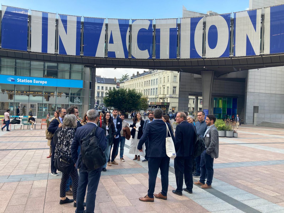 POLIGENDEM's tweet photo. La IP del proyecto @POLIGENDEM, Fabiola Mota @Fabiola01131609, ha estado en el Parlamento Europeo en Bruselas @Europarl_ES, los pasados días 29 y 30 de
septiembre, integrando el grupo de académicos especializados en
estudios sobre la Unión Europea,  impulsado por @MACIES_UC3M  ⬇️ https://t.co/V0sSOh3jNy