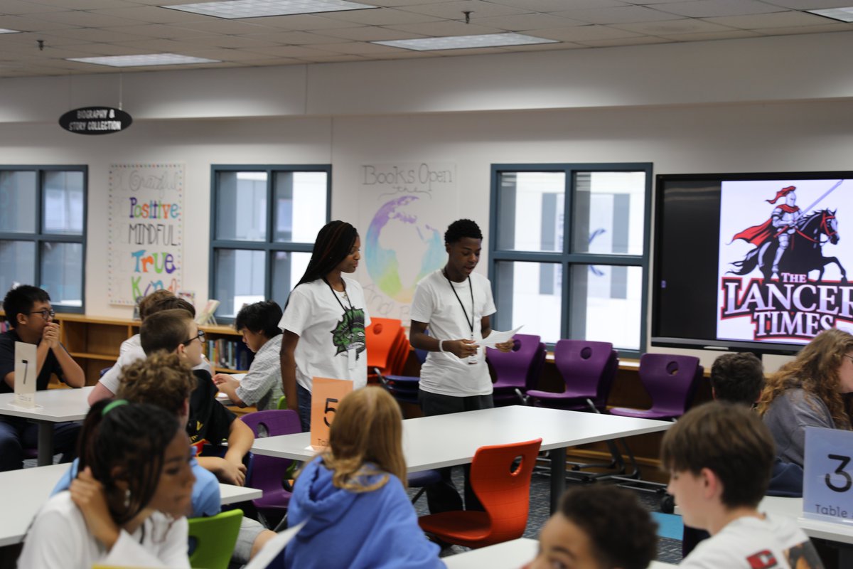 vbschools's tweet photo. 📰 Landstown MS 8th grade Thrive class launched The Lancer Times! 25+ students are reporting, editing, and designing stories while learning about journalism.

They even spoke w/ members from the VBCPS Depart. of Communications about journalism.

#WeAreVBSchools #LancerTimes https://t.co/eiWwnPuaBB