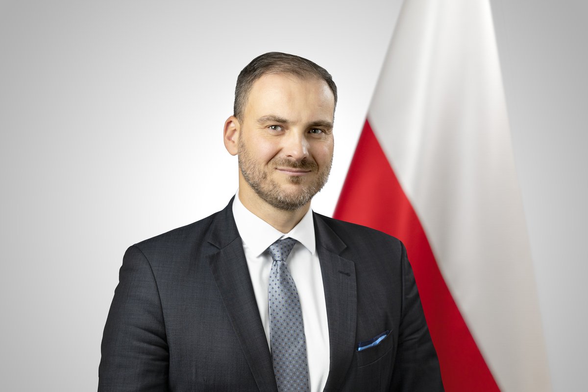 grzegorz dabrowski tweet media