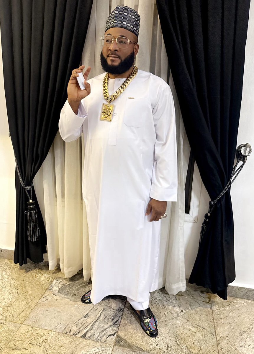 ÒŁŮŞĒŸĪ 👀🙇‍♂️ tweet media