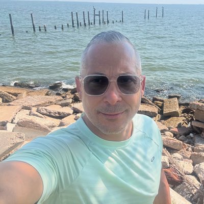 rogercamacaro's tweet photo. #NuevaFotoDePerfil https://t.co/S7WOnYzbPA