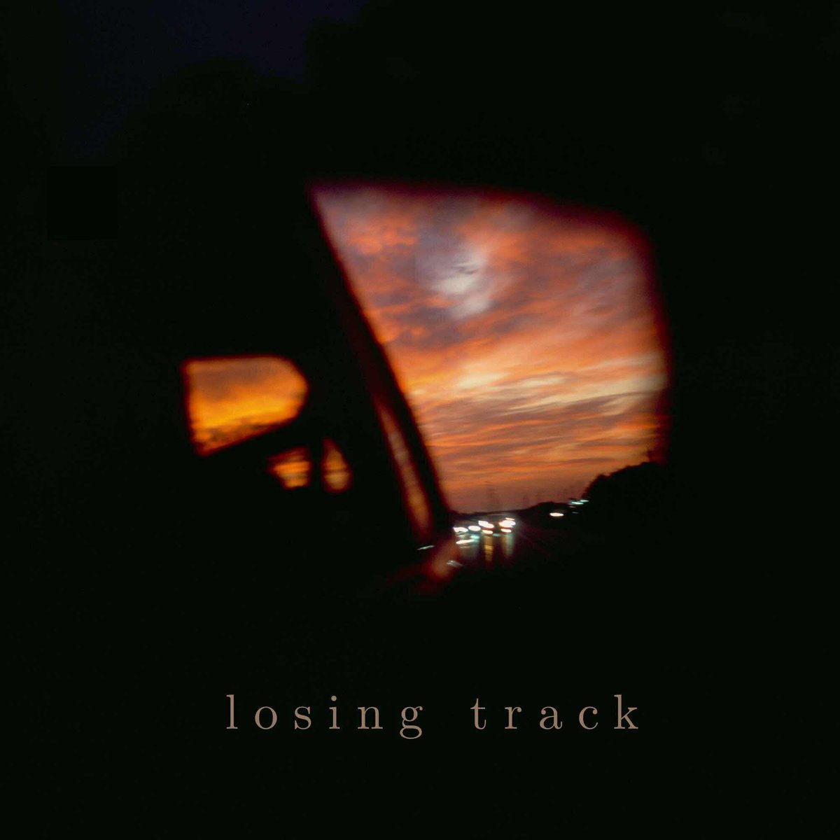 GuestRoomStatus's tweet image. Our new tune, “losing track”, comes out next Tuesday October 7th via @weretryingrec !!!!