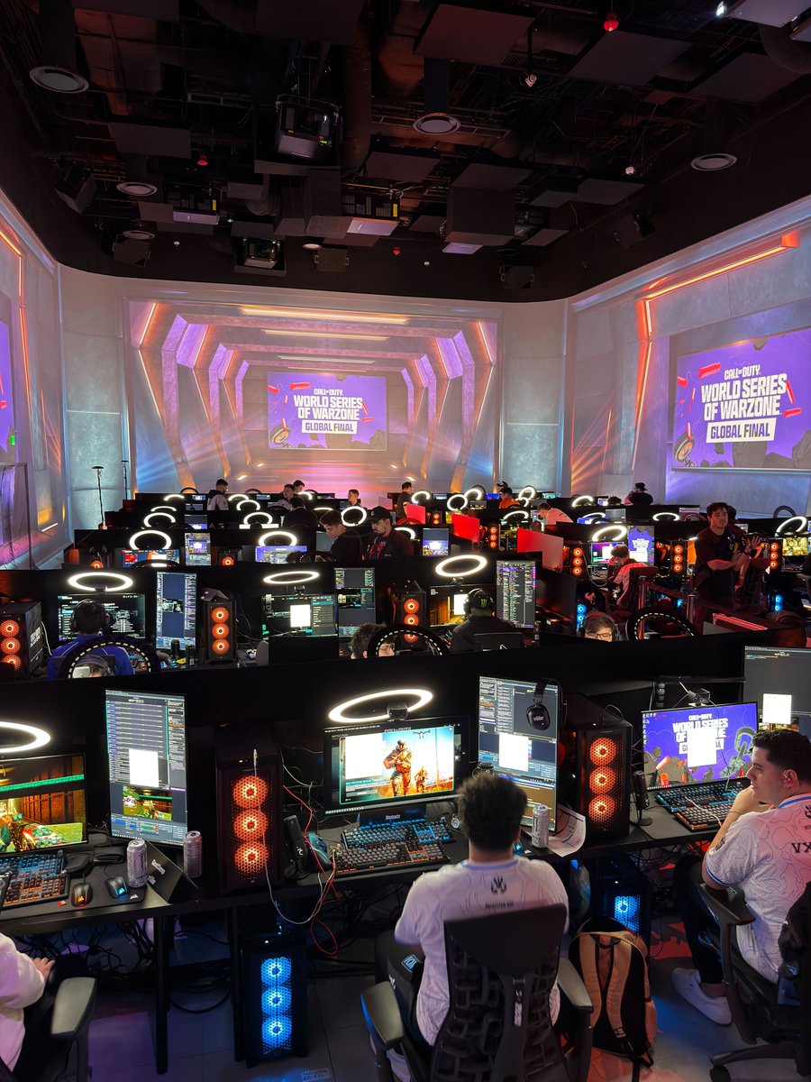 COD_Esports's tweet image. Nearing that time ⏳

#WSOWGlobalFinal