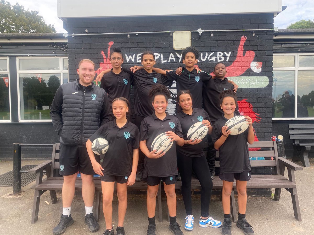 ColtonHills_PE's tweet image. Well done to our Year 7/8 T1 Rugby team! It’s always great to see our students learning a new sport and enjoying it. Some fantastic results 🏉 #coltonhillspe #CHCS #exercisingpotential