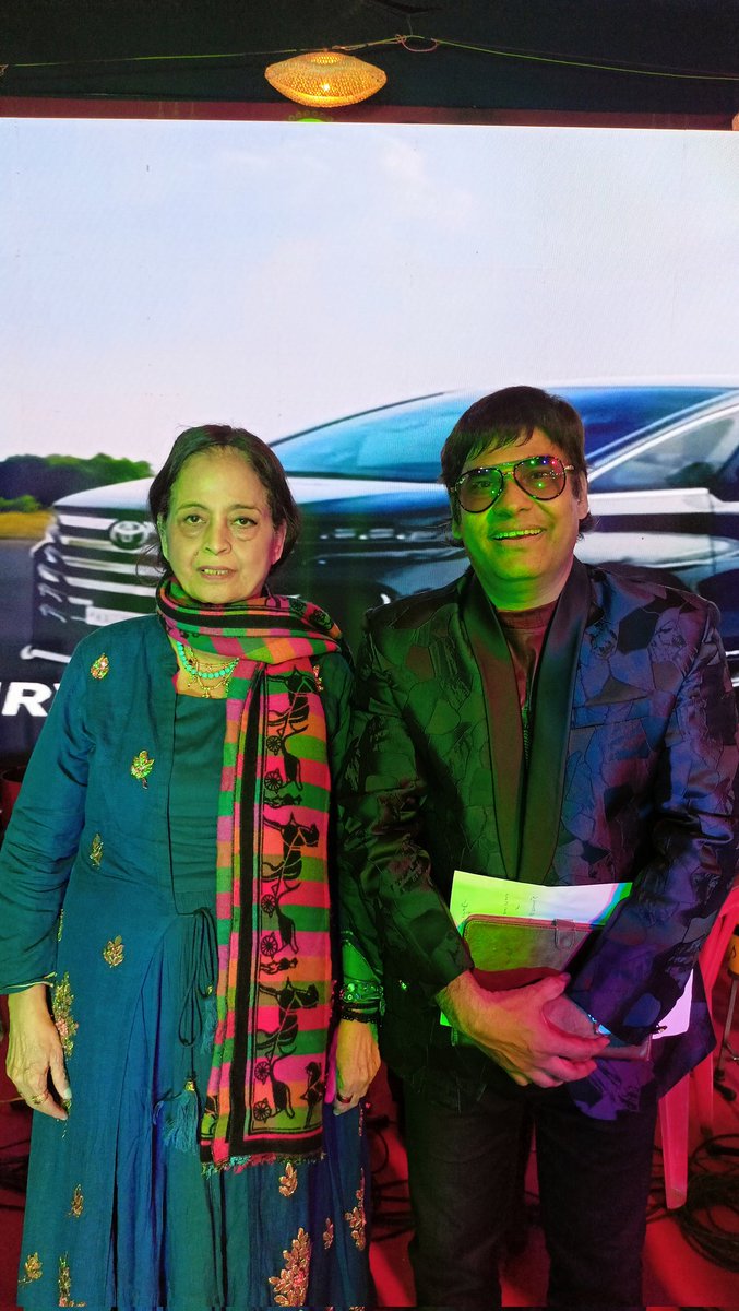 mohdayazmusic's tweet image. Freinds Happy To Share 

We Have Done Grand Bollywood Musical Night At Pune Durgha Sangeet Mahotsav 

Live In Concert 
Playback Singer Sapna Awasthi ji
Playback Singer Mohd Ayaz 
And My Lovely Musician Team 

#sapnaawasthi #mohammadayaz #mohdayaz #mohammedayaz #mdayaz