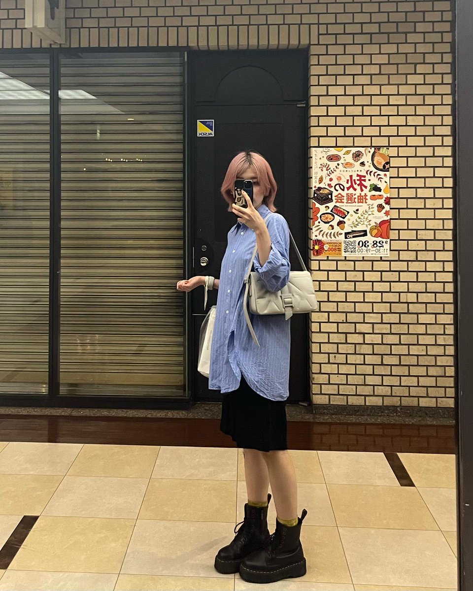 Fh_ts's tweet image. Minimal vibes with a touch of street style ✨