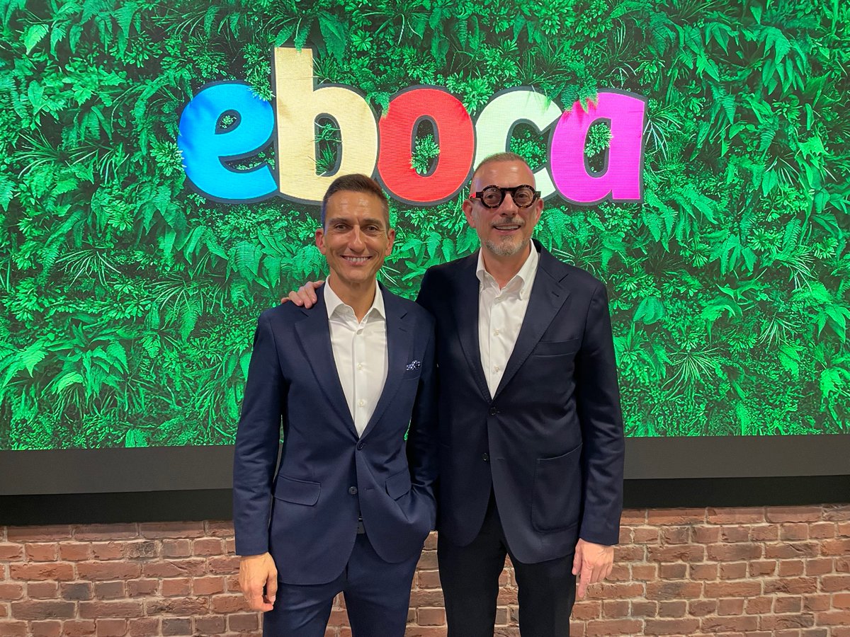 go_aragon's tweet photo. ✨ Nuevo capítulo en @eboca✨
Tras una etapa de crecimiento y liderazgo, Raúl Benito pasa el testigo de la dirección ejecutiva a Manuel Torres, quien toma las riendas de Eboca con la mirada puesta en la innovación, la sostenibilidad y el futuro del café. 

https://t.co/JO5KyVosPr https://t.co/pm1cf0wjQy