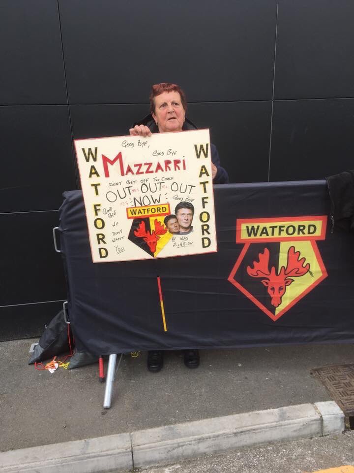 FFS just get rid of this absolute prat now. This is arguably worse than it was under Cleverley when he had loads of injuries to contend with - he’s absolutely clueless.

Me on Saturday if he’s not gone by then: