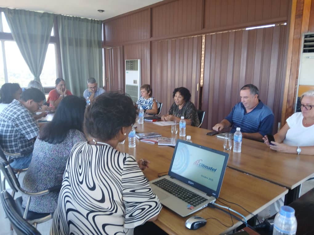 CITMATELOficial's tweet image. Una tarde de fructífero intercambio de  @marthadelcmv con trabajadores de @CITMATELOficial como parte de la Rendición de Cuentas del #CITMA a la @AsambleaCuba
#RendiciónCuentaCITMA
#INNOMAX