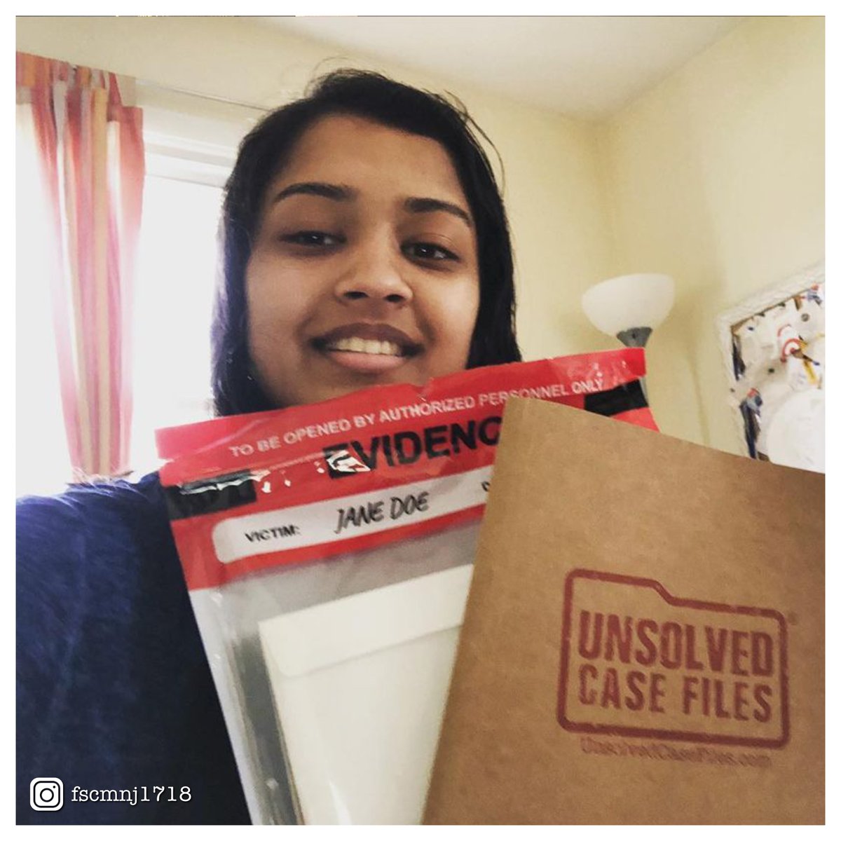 unsolvedcf's tweet image. 🕵️‍♀️ Solo or group—detectives always bring their A-game. Loving these fan photos! 📸 #UnsolvedCaseFiles
