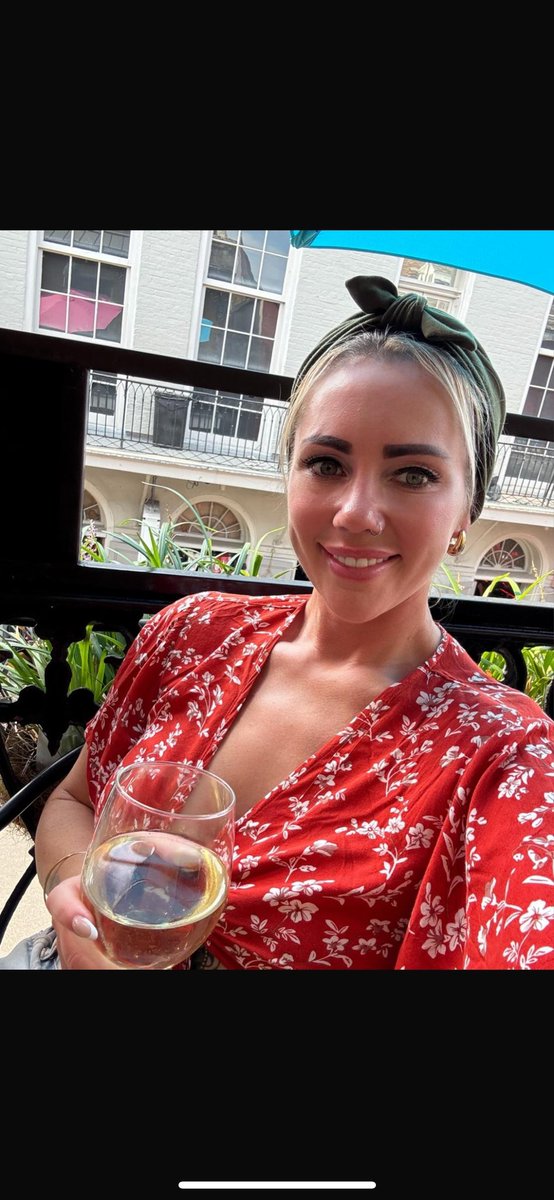 ✨✨ RT like comment ✨✨

For every like comment &amp; RT my sub will pay me £2 let’s drain him this evening.

Also for every comment he will do a shot let’s get him drunk and get mistresse paid 

😘👄