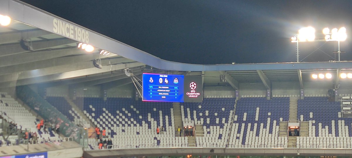 On a bien joué mais on est tombé sur plus fort ! #USGNEW #UCL

Plus fort, plus réaliste et plus chanceux aussi

Un tir dévié et 2 penalty évitables 
Et cette contre attaque d'une létalité jamais vue

En résumé, le score est sévère mais la défaite logique

ALLEZ L'UNION 💛💙