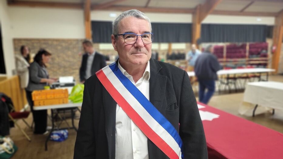 info_Paris_IDF's tweet photo. 🔴 FLASH - #Linas : Philippe Rodari est le nouveau maire.
👉 Le troisième adjoint au maire succède à Christian Lardière, décédé le 11 septembre dernier. (Le Parisien) #Essonne https://t.co/LuDx1NViVp