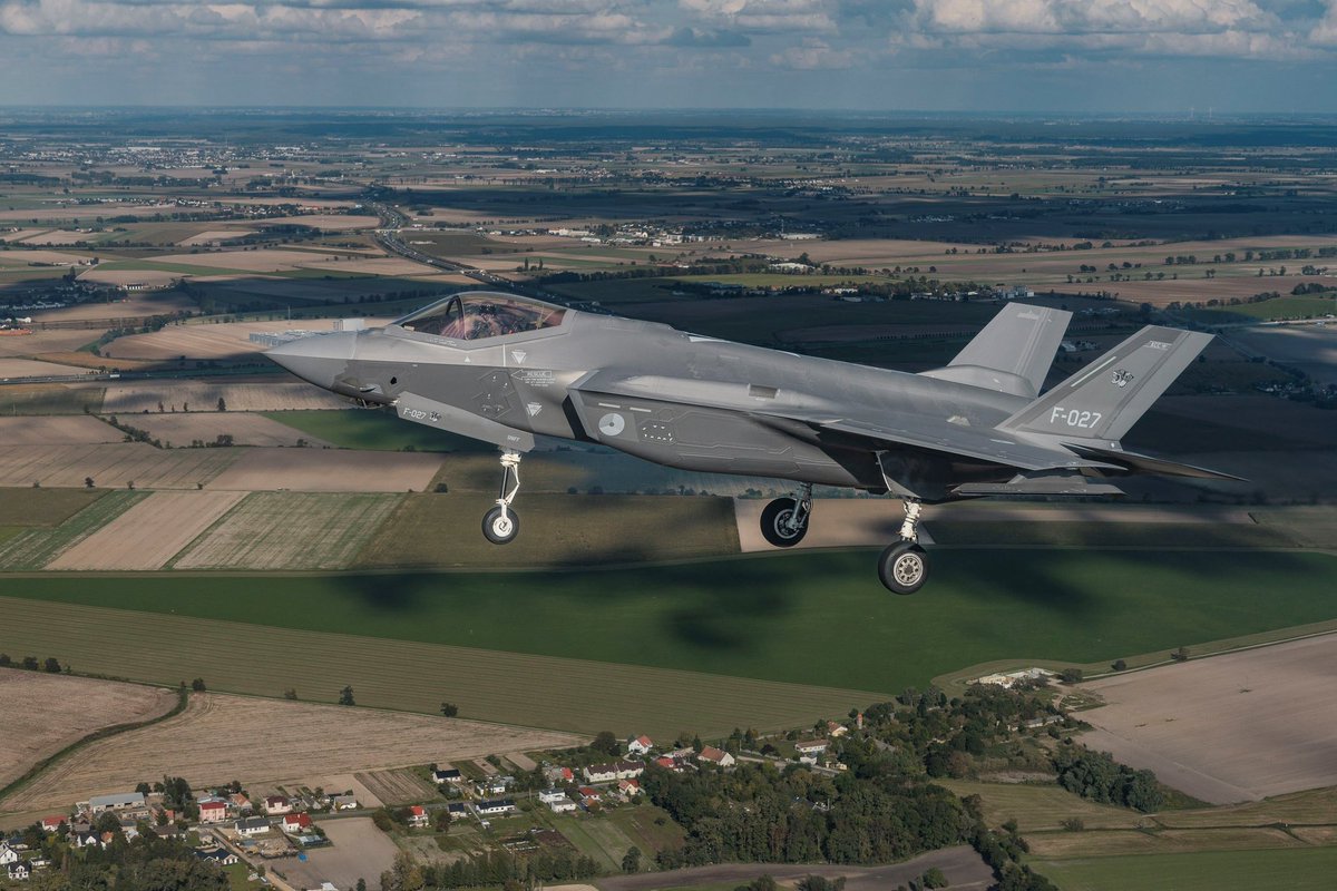 sentdefender's tweet photo. An F-35A Lightning ll with the Royal Netherlands Air Force’s 313th “Tiger” Squadron, was spotted recently sporting its first ever drone “kill mark” likely from the interception of a Russian one-way attack drone in the defense of NATO Airspace over Poland on September 9. https://t.co/sepAuS0YfM