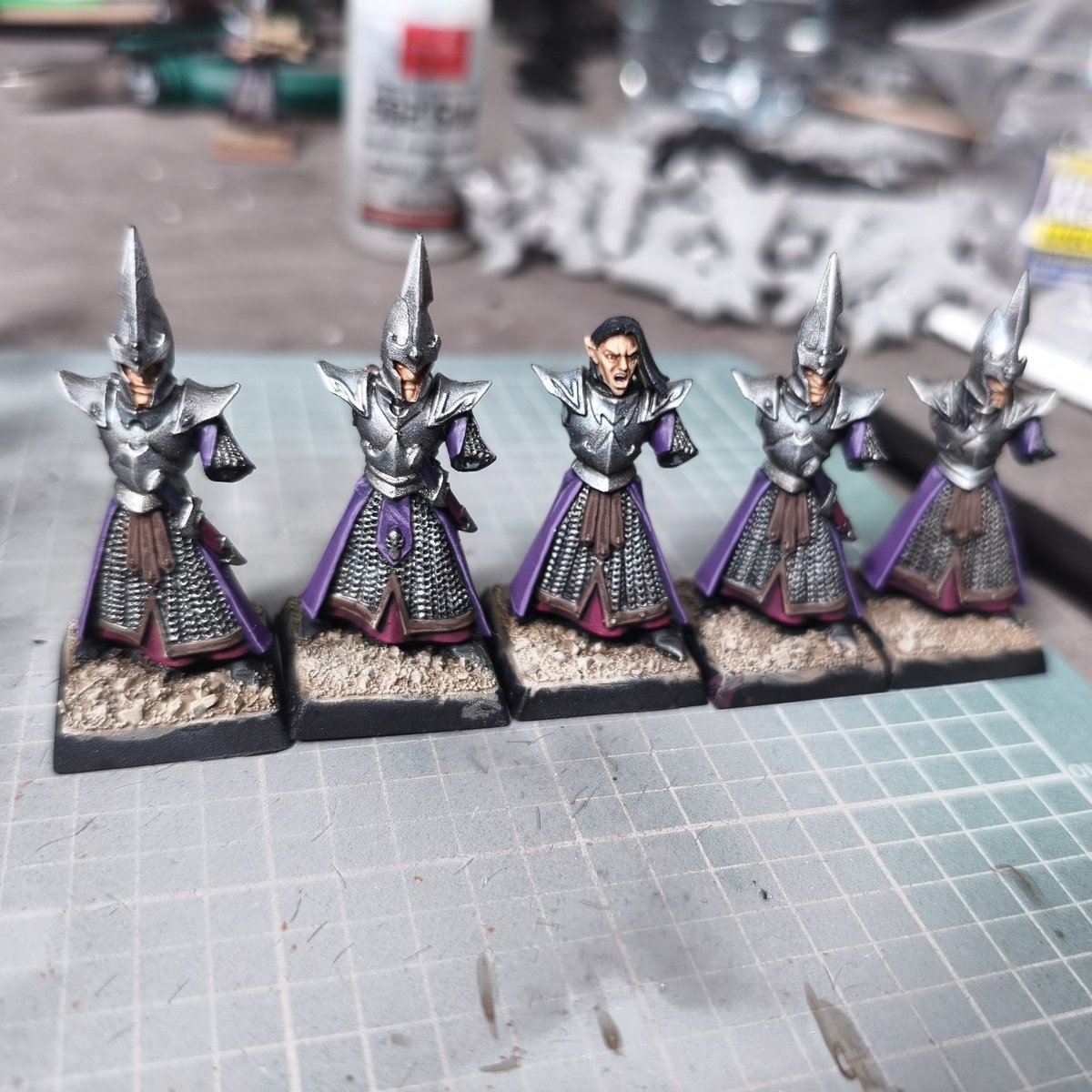 AlonsodeLugo's tweet photo. 5 torsos druchii terminados, faltan otros 15 para terminar el primer lote. https://t.co/z3zFdVEmKt