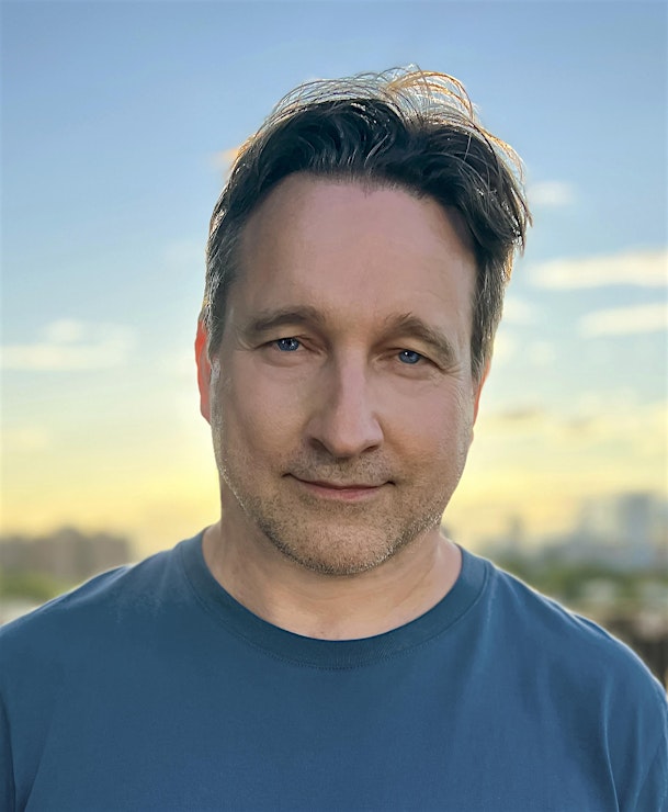 🦈 Left behind. Surrounded by sharks. Based on a true story. Catch Open Water (2003) on Oct 4, 2–4 PM at Filmshop House (Gov. Island). Screening + talkback w/ director Chris Kentis, moderated by Nina Gielen.

📍 Nolan Park, House 4B
🔗 loom.ly/4Eolx08