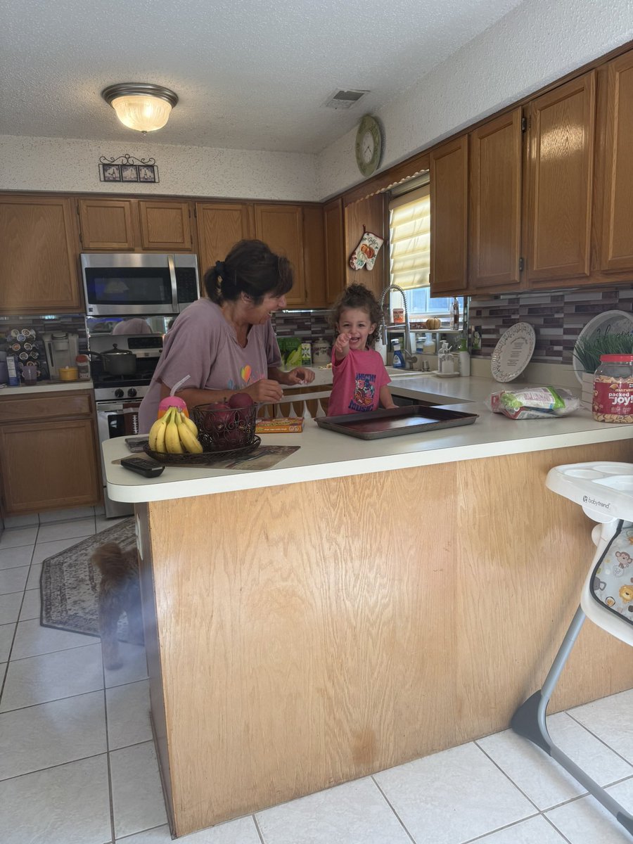 Sophie Farrell tweet media