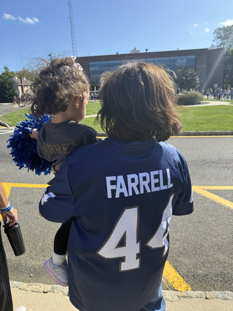 Sophie Farrell tweet media