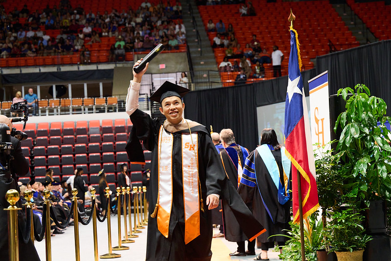 SHSUOnline's tweet image. 🗓️ Don’t wait! SHSU Spring 2026 grad apps close Dec 19, 2025. Prep early, apply early, succeed.
#GradApps #FutureMasters #SHSUOnline