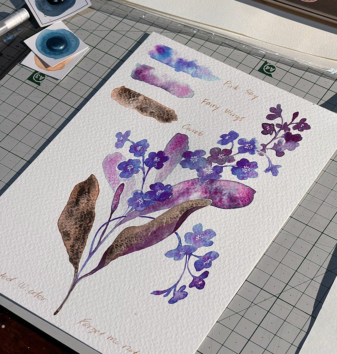 sleepybeee_'s tweet photo. เพิ่งได้ลองสีน้ำทำมือครั้งแรก จากร้าน @cin_cinart 🎨 pigment แน่นมากกก เลือกสีแตกปลายและเม็ดสีใหญ่ๆเป็นพิเศษ เพราะอยากลองเล่นกับ texture บนกระดาษร้อยปอนด์ยังเริ่ดขนาดนี้ ถ้าอาเช่ต้องตาแตกแน่นวล ประทับใจสุดๆๆ😍🫶🏽  #cincinreviews https://t.co/PCPmGp9djH