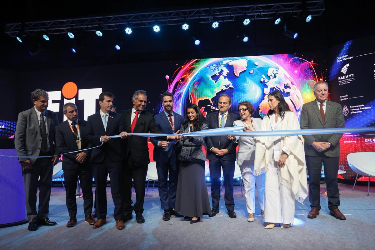 Durante la Feria Internacional de Turismo, <a href="/danielscioli/">Daniel Scioli 🇦🇷</a>  anunció una promoción del Banco Nación que financia los consumos turísticos. Fiel al estilo Scioli, todo es un slogan engañoso, opaco y falaz. Aunque suena atractivo, es importante analizar sus verdaderas implicancias. A