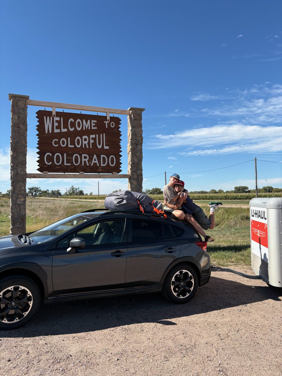joallen_'s tweet photo. HONEY WE’RE HOME 🌄 https://t.co/NDDadoPXOH