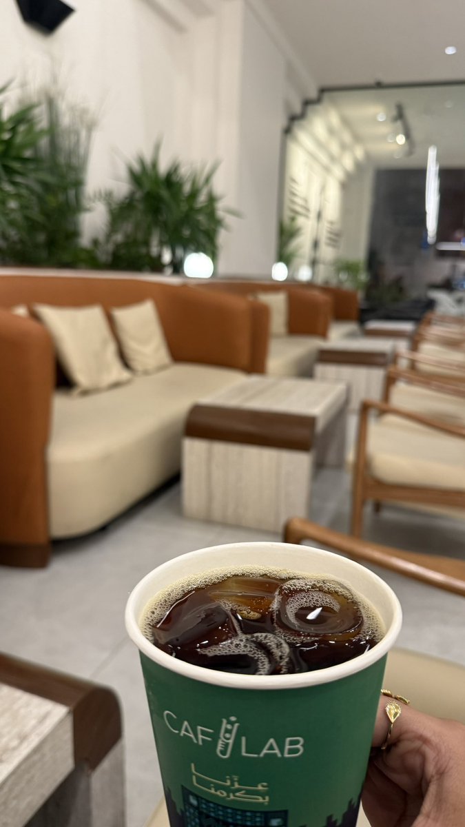 xilix7_'s tweet photo. ليلة آخرى
 أبدو
وحيدة 
على قيد الصمت
والمقاومة https://t.co/YtBS5GBOwM